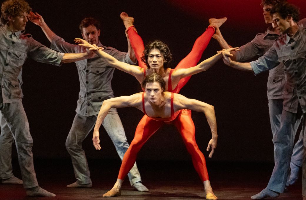 Konosuke Takeoka and Zsolt Kovacs in B&eacute;jart&rsquo;s <i>Firebird</i> &copy; Steven Pisano