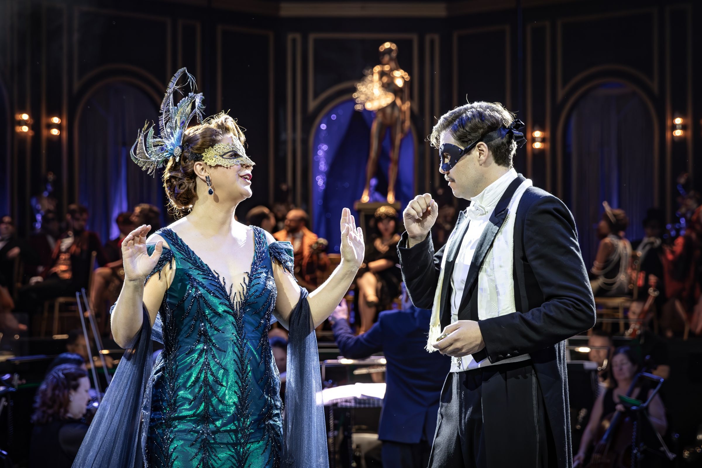 Alison Langer (Rosalinde) and Thomas Atkins (Eisenstein) &copy; Craig Fuller