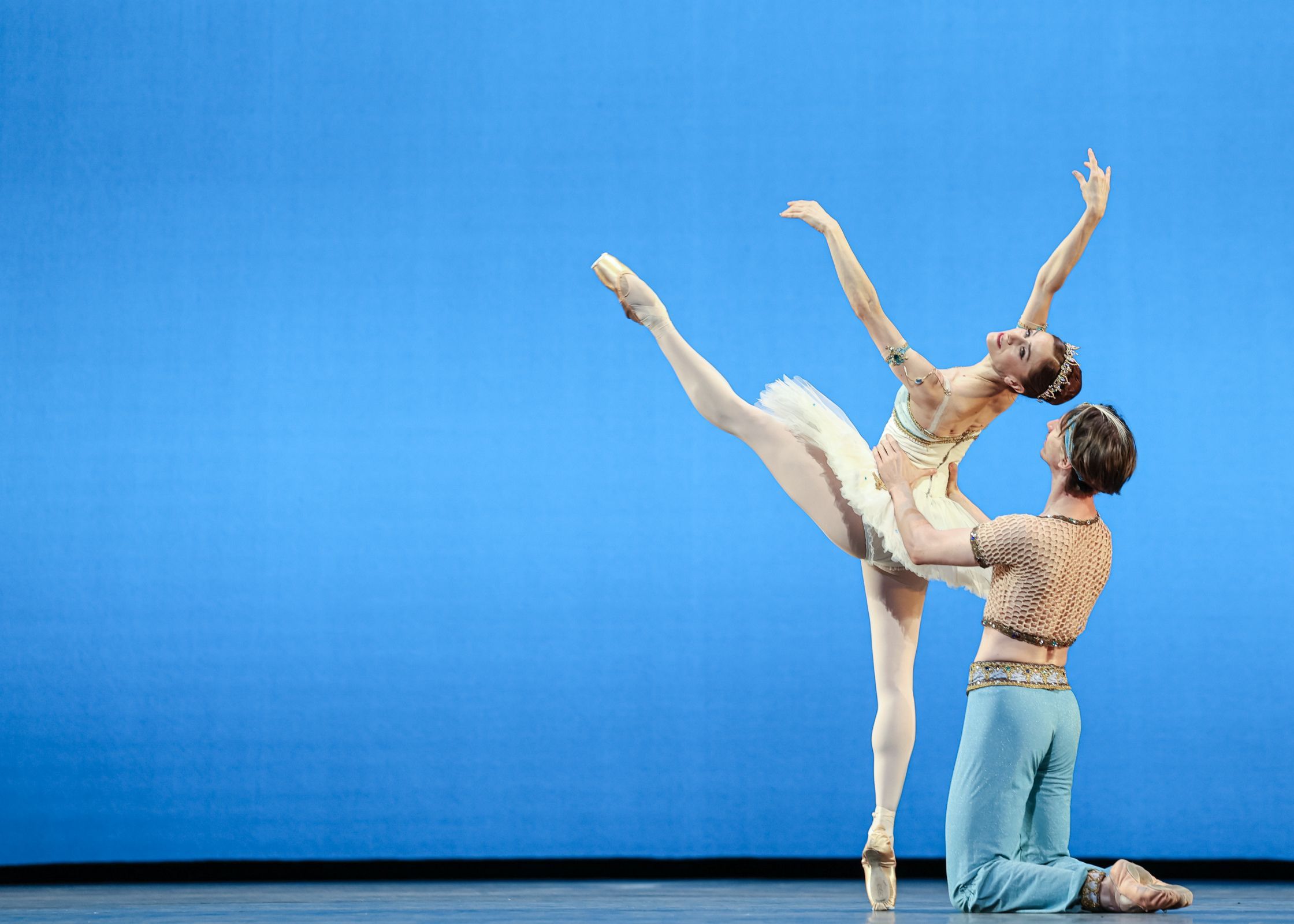 Marianela Núñez and Vadim Muntagirov in <i>Le Corsaire</i> &copy; 2026 Maria-Helena Buckley