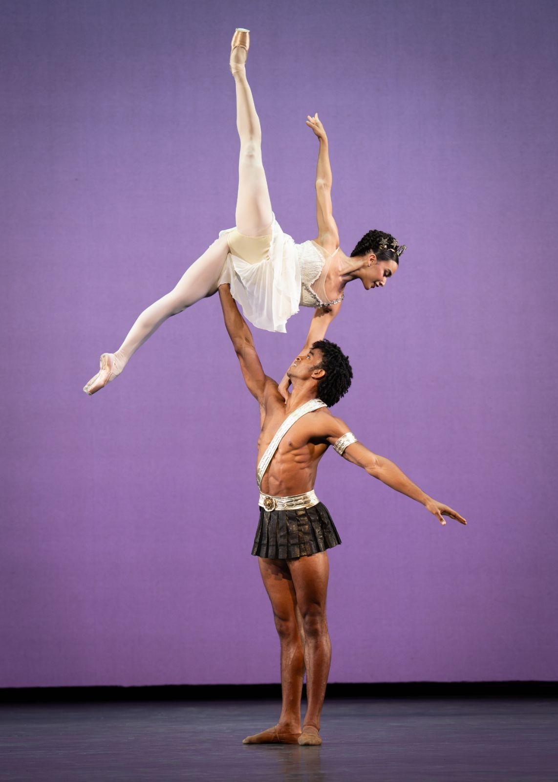 Katherine Ochoa and Yasiel Hodelin Bello in <i>Diana and Acteon</i> &copy; Helen Maybanks