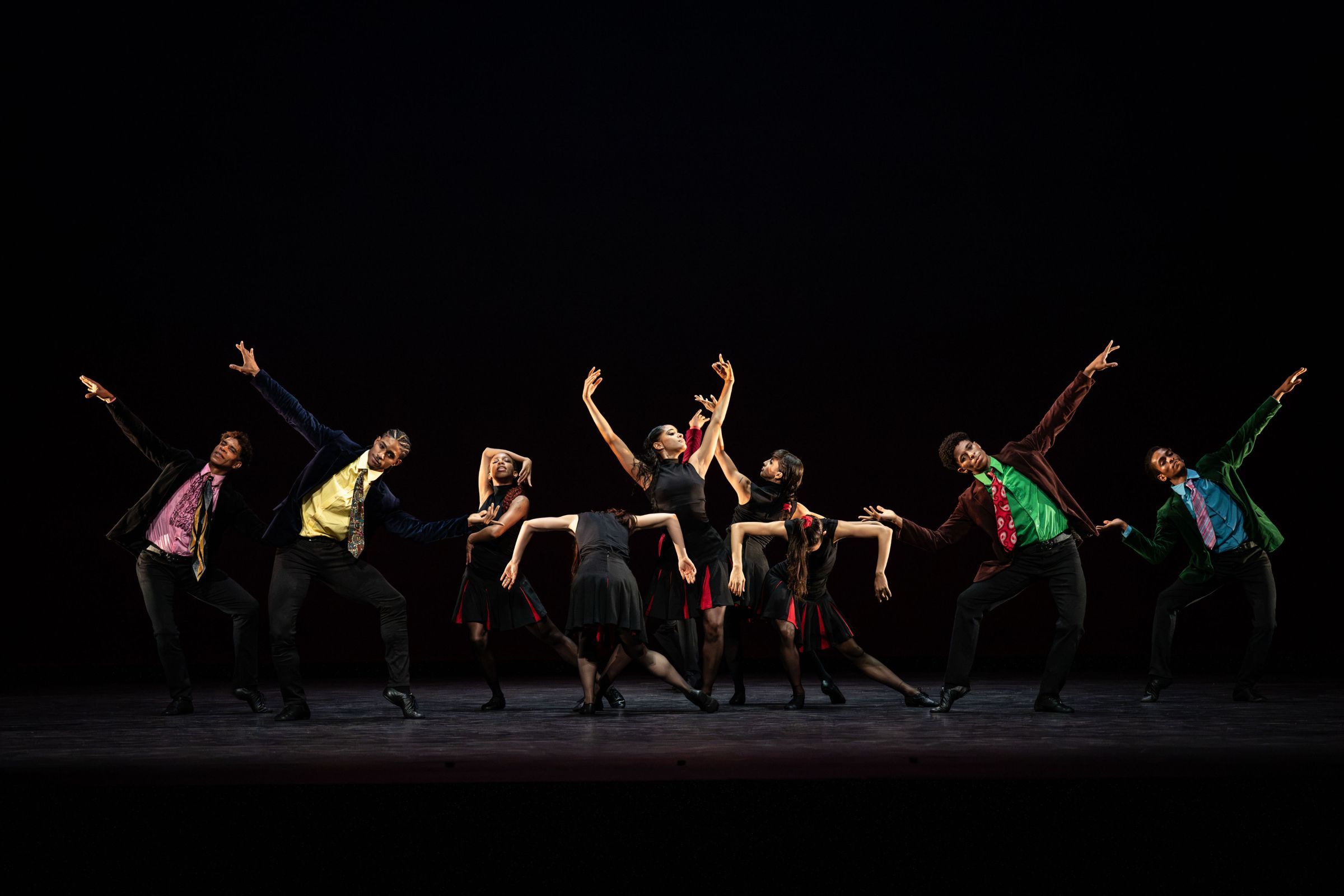 Carlos Acosta and dancers from Acosta Danza in <i>Rooster</i> &copy; Helen Maybanks