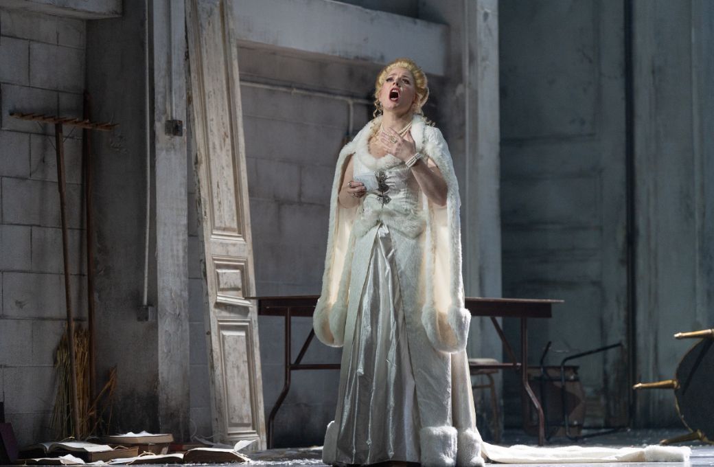 Eleanor Lyons (Tatyana) &copy; West Beach Studio