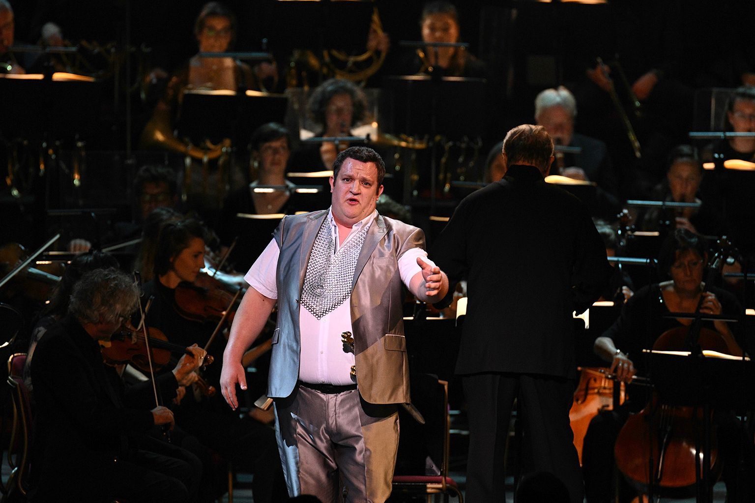 John Findon (Sir Huon) &copy; BBC | Chris Christodoulou