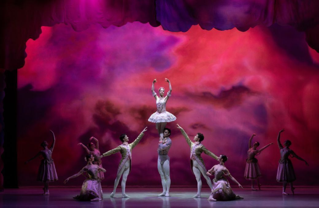 Sara Andrlon and Jeremy Hargreaves with The Australian Ballet in Knobloch&rsquo;s <i>The Nutcracker Act 2</i> &copy; Kate Longley