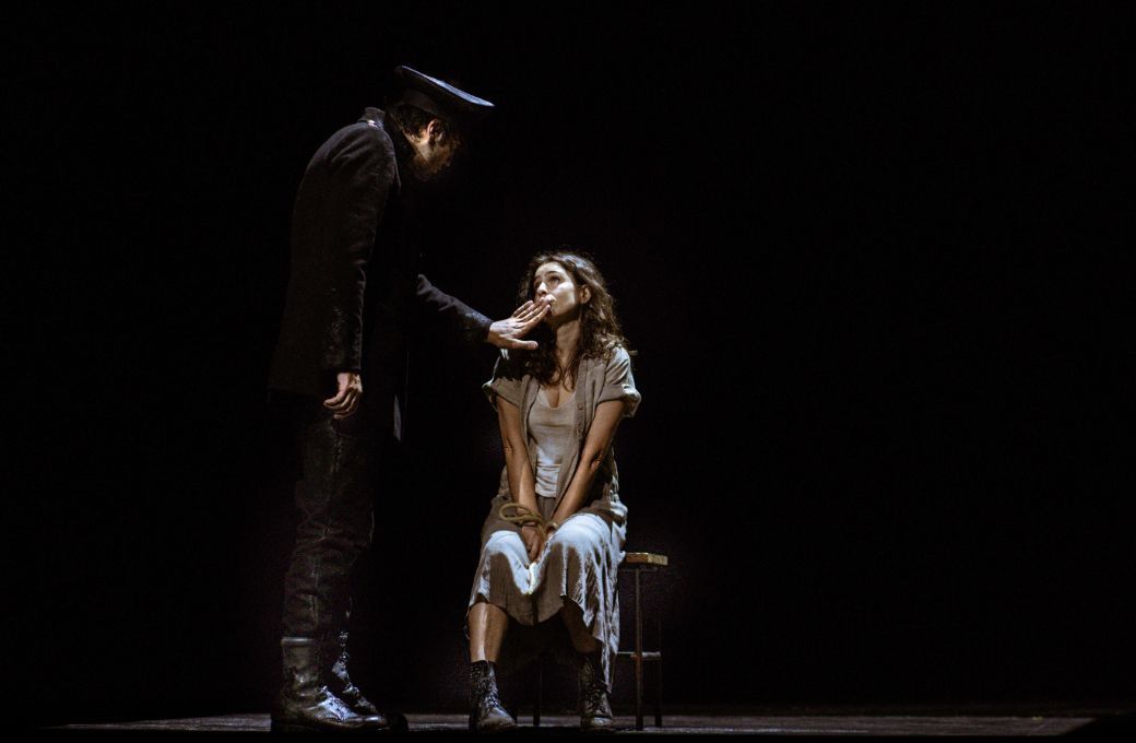 Jonathan Tetelman (Don Jos&eacute;) und Asmik Grigorian (Carmen) &copy; SF | Virginia Rota