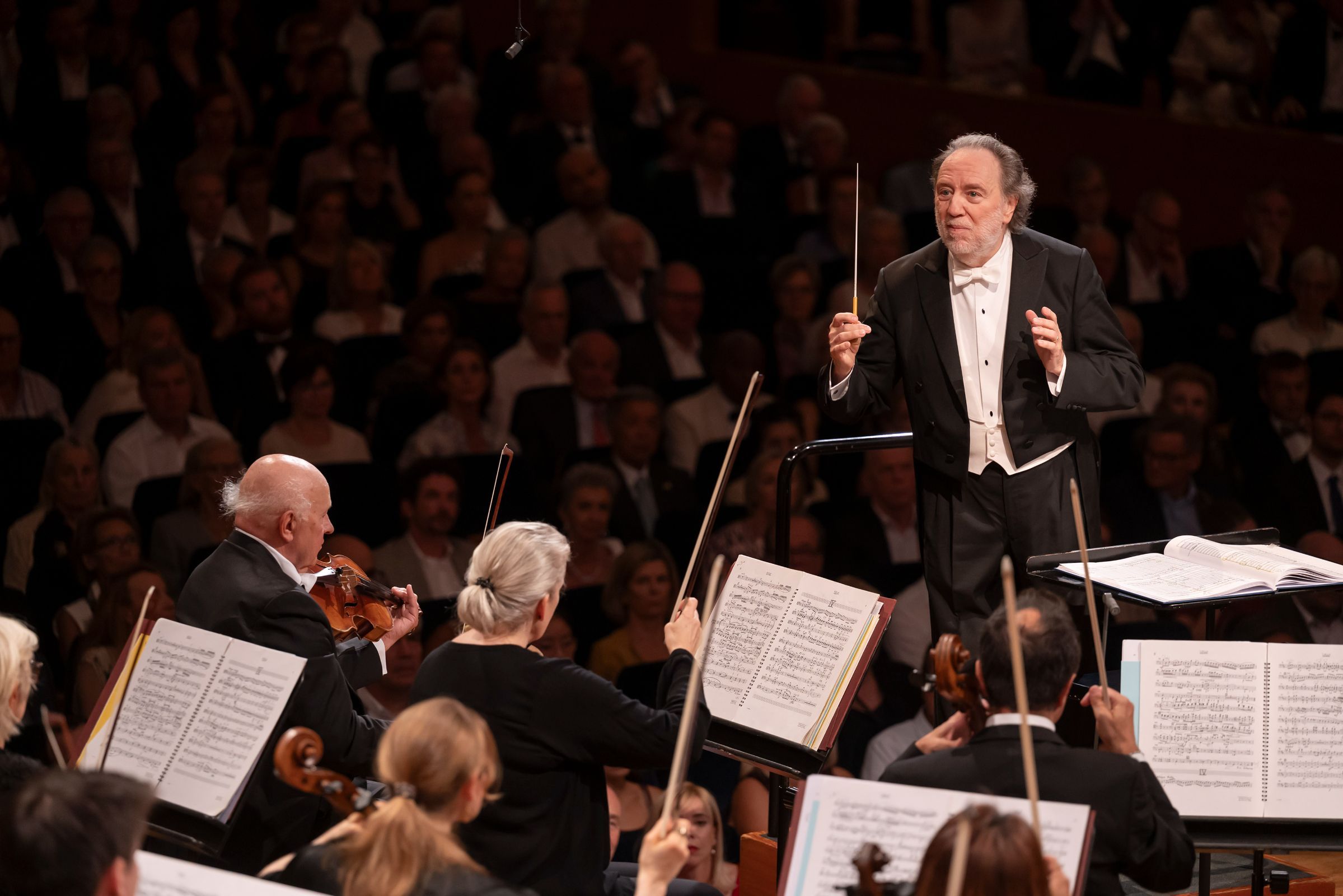 Riccardo Chailly dirigiert das Lucerne Festival Orchestra &copy; Priska Ketterer | Lucerne Festival