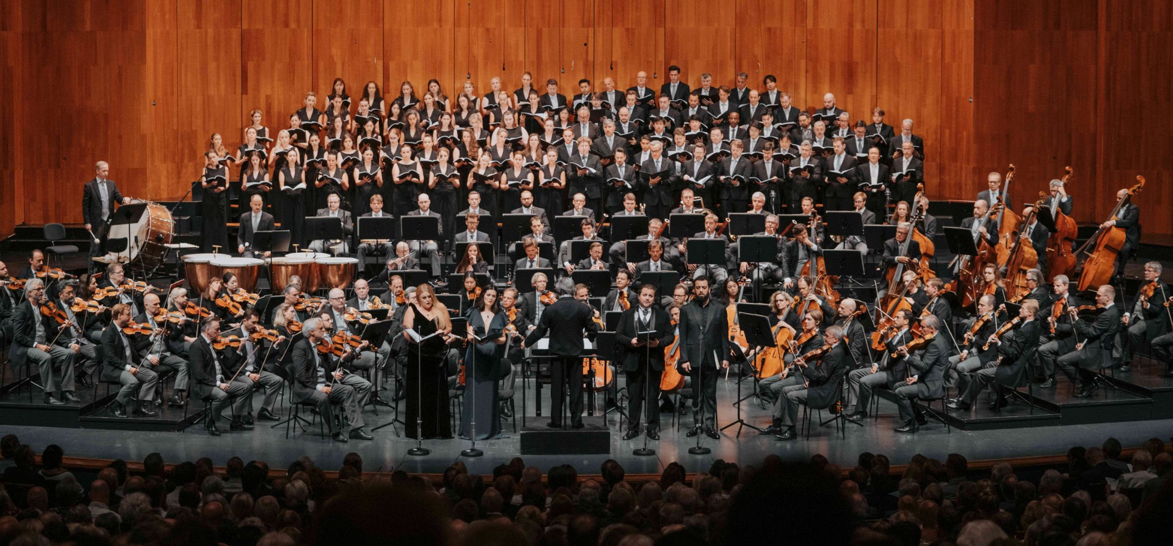 Riccardo Muti dirigiert die Wiener Philharmoniker in Verdis Requiem &copy; SF | Marco Borrelli