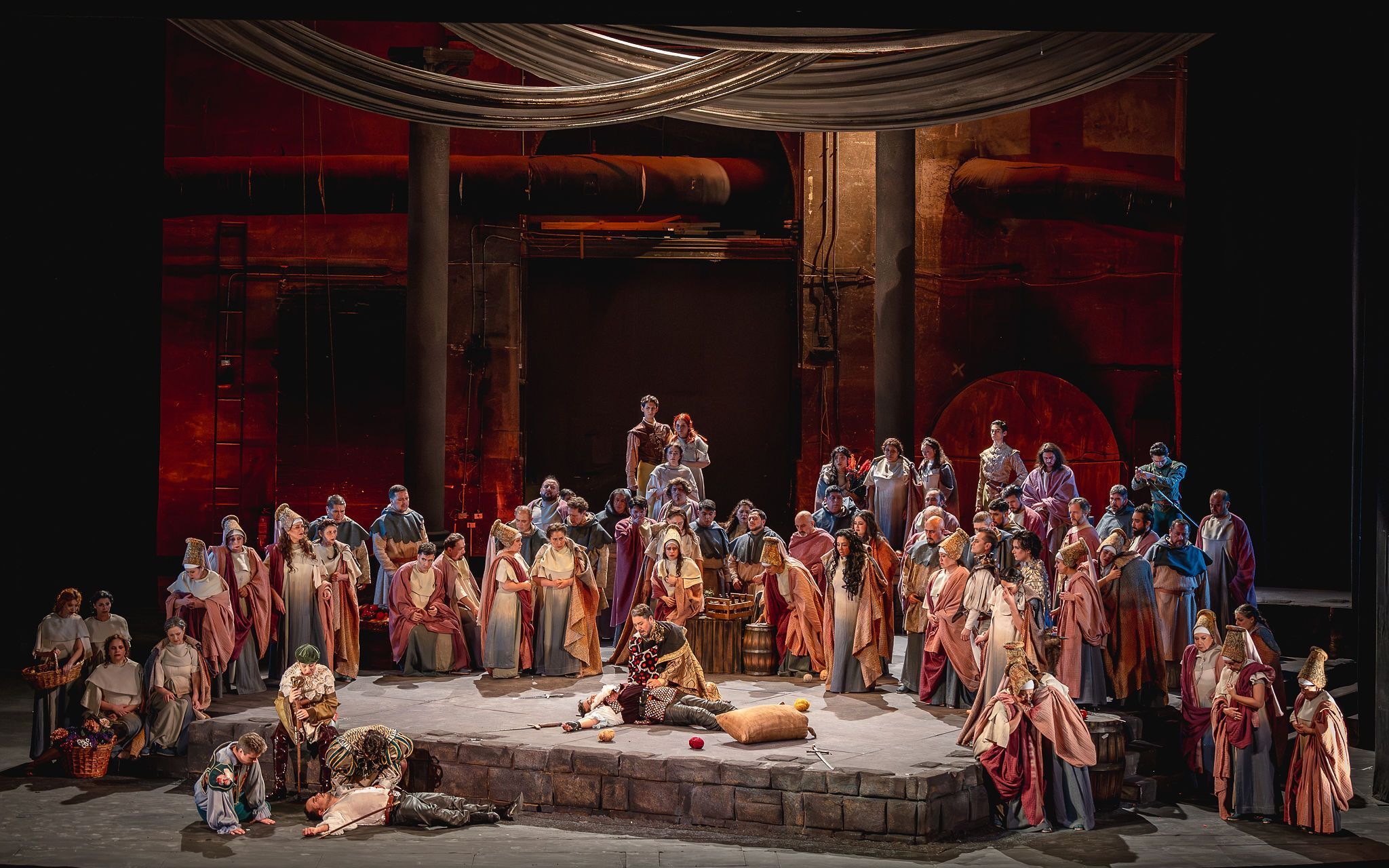 Escena de <i>Roméo et Juliette</i> &copy; María Pía Merani | Municipal de Santiago