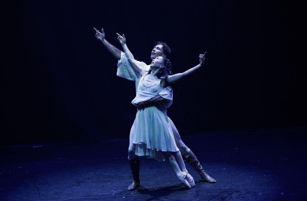 Joseph Taylor and Sarah Chun in Massimo Moricone&rsquo;s <i>Romeo and Juliet</i> &copy; BalletNights_AlastairMorePhotography