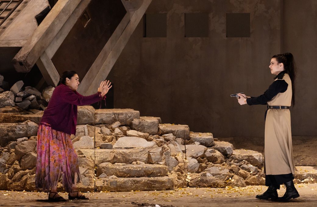 Monica Zanettin (Aida) and Emilia Rukavina (Amneris) &copy; Emma Suominen