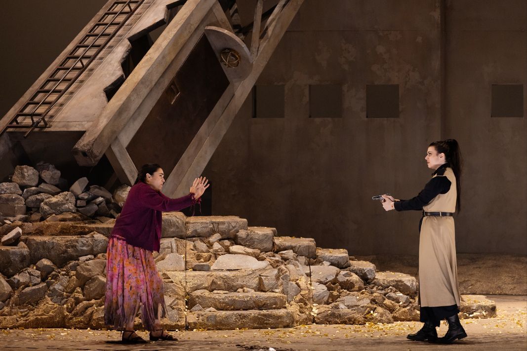 Monica Zanettin (Aida) and Emilia Rukavina (Amneris) &copy; Emma Suominen