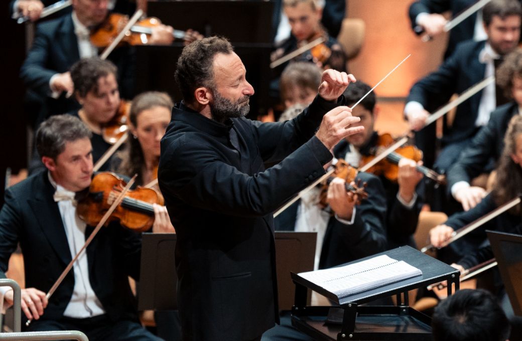 Kirill Petrenko und die Berliner Philharmoniker bei der Saisoner&ouml;ffnung &copy; Lena Laine