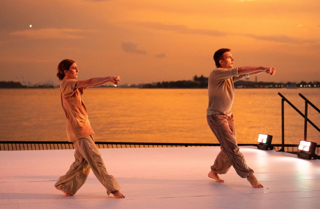 Grace Whitworth and Nat Wilson of Jackalope Dance in <i>someone has to leave first</i> © Steven Pisano