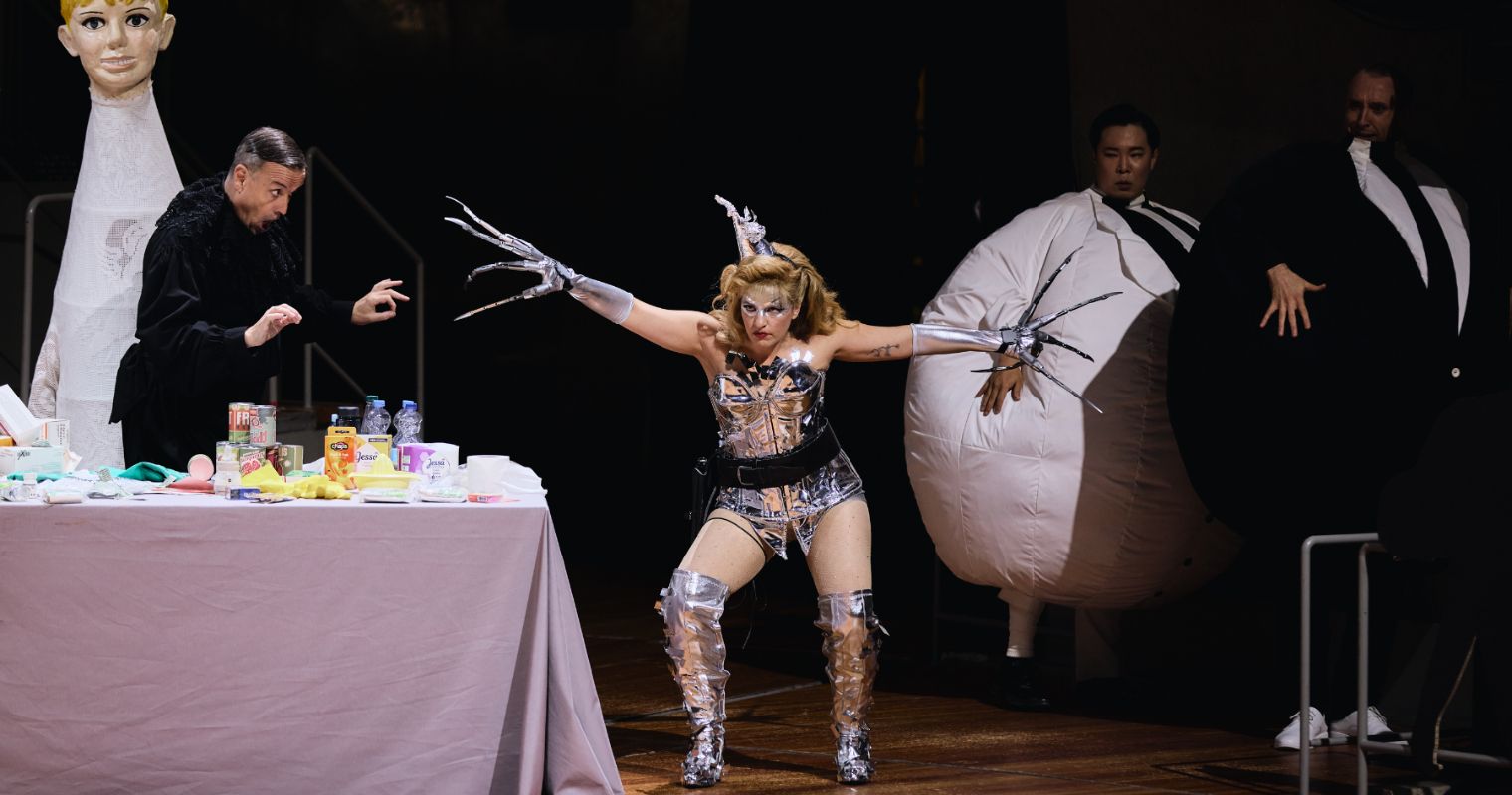 A less than grand <i>Macabre</i>: Musikfest Berlin opens its new edition with Ligeti © Berliner Festspiele, Foto: Fabian Schellhorn