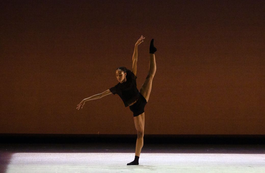 Aleisha Walker in her own solo <i>Do You Care?</i> &copy; Rosalie O&rsquo;Connor