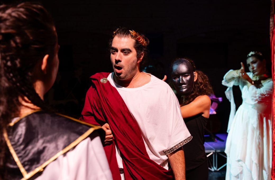 Sandro Rossi (Giulio Cesare) © Julian Guidera