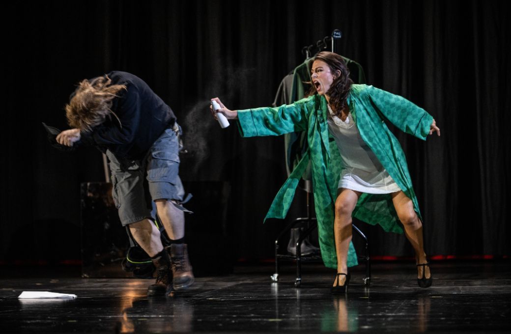 Roman Burdenko (Tonio) and Corinne Winters (Nedda) © De Nationale Opera | Bart Grietens