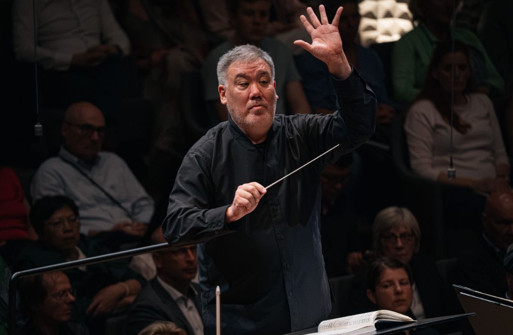 Alan Gilbert conducts the NDR Elbphilharmonie Orchester &copy; NDR | Lena Mackel