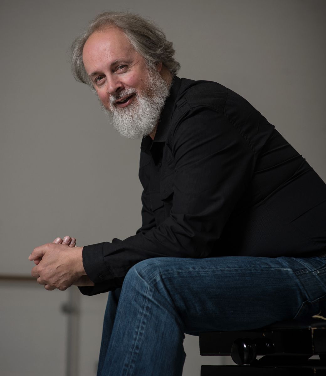 Sir Richard Alston © Hugo Glendinning