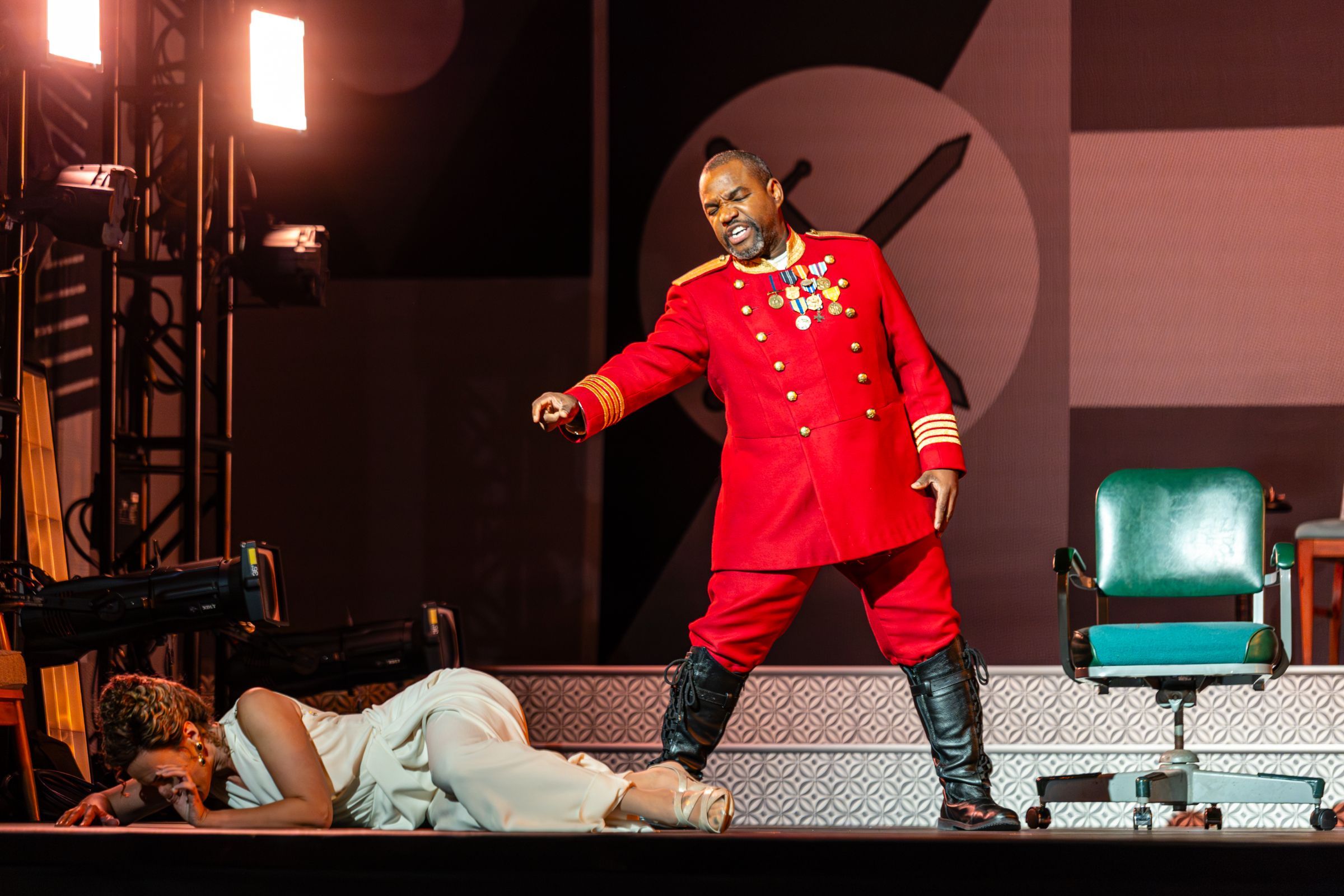 Brenda Rae (Aspasia) and Lawrence Brownlee (Mitridate) © Dominic Mercier