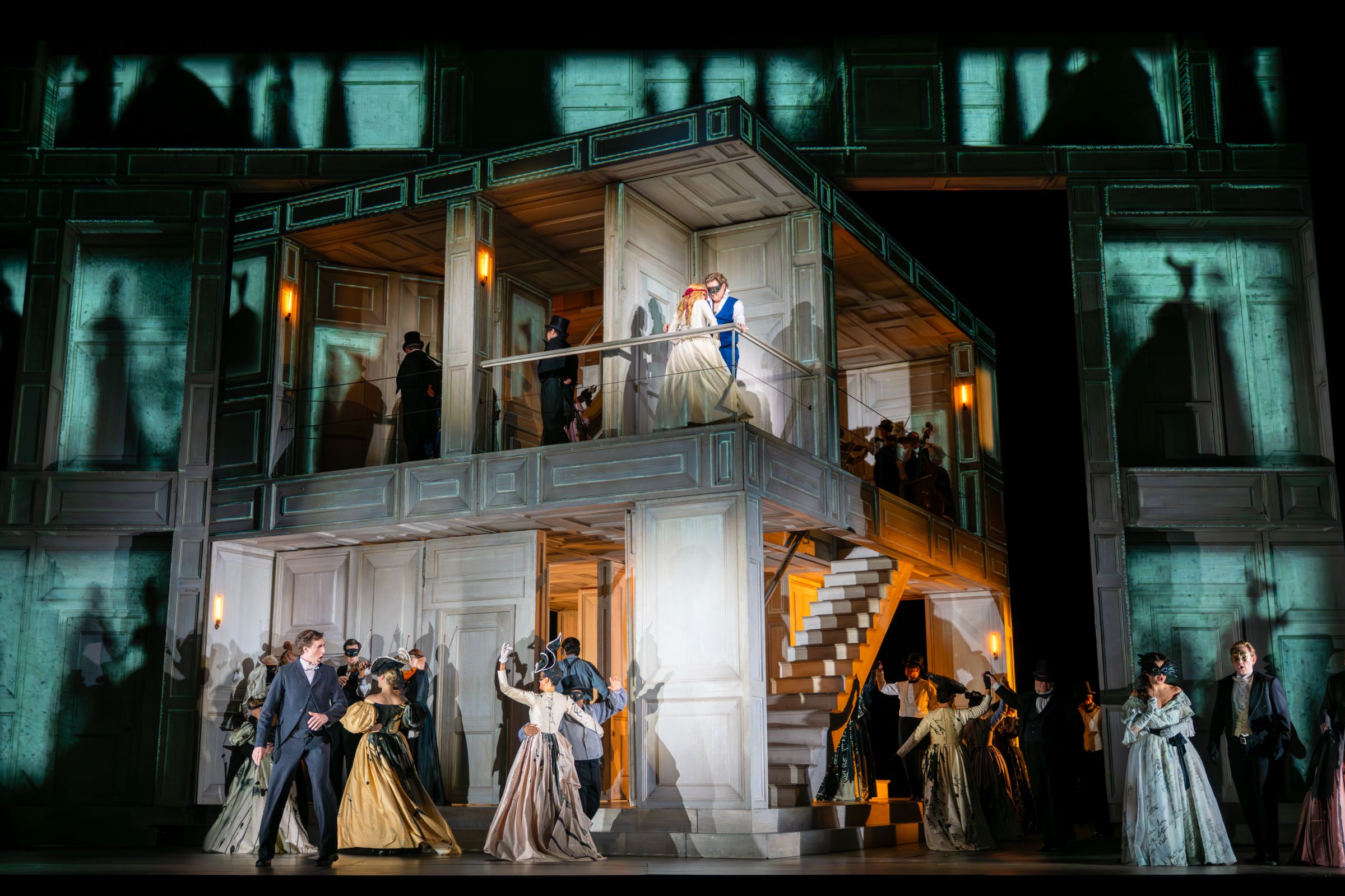 <i>Don Giovanni</i> spins round again to open The Royal Opera’s season © RBO | Mihaela Bodlovic