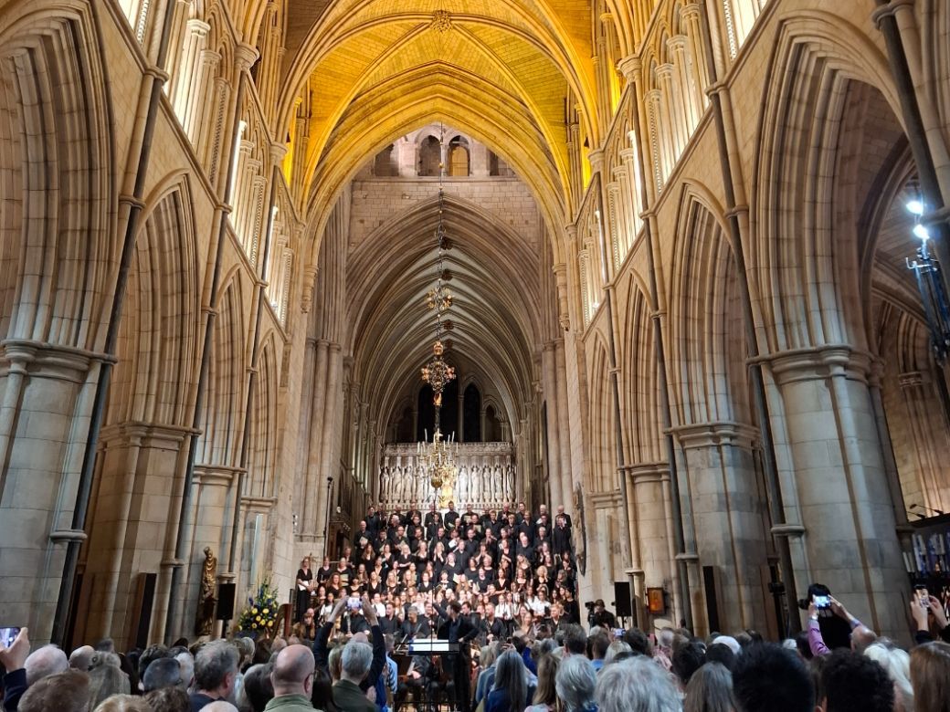 Outcry Ensemble and choirs in Southwark Cathedral &copy; Lucy Bending