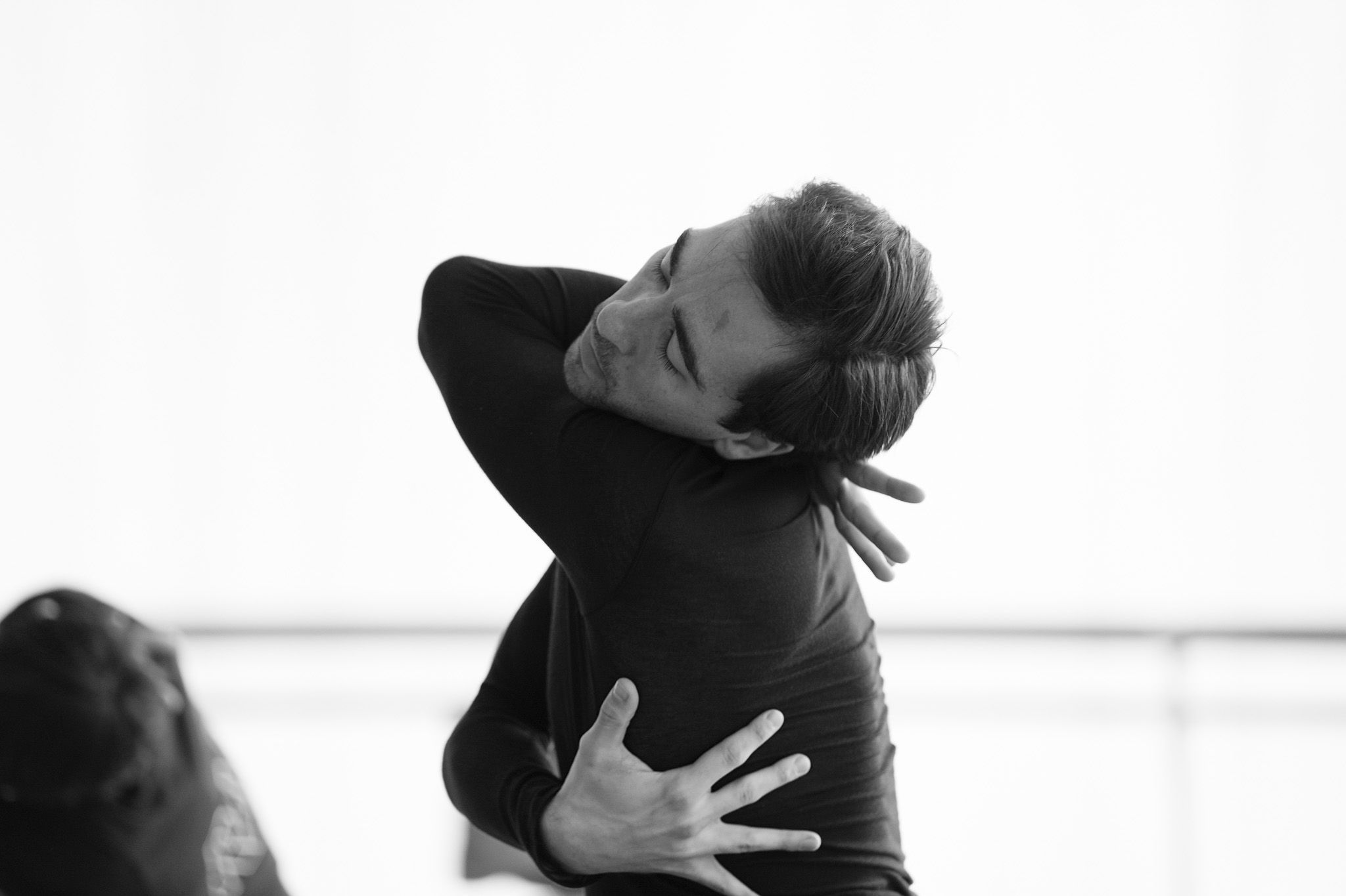 Gareth Haw in rehearsal for <i>Auguries of Innocence</i> &copy; Isabella Turolla
