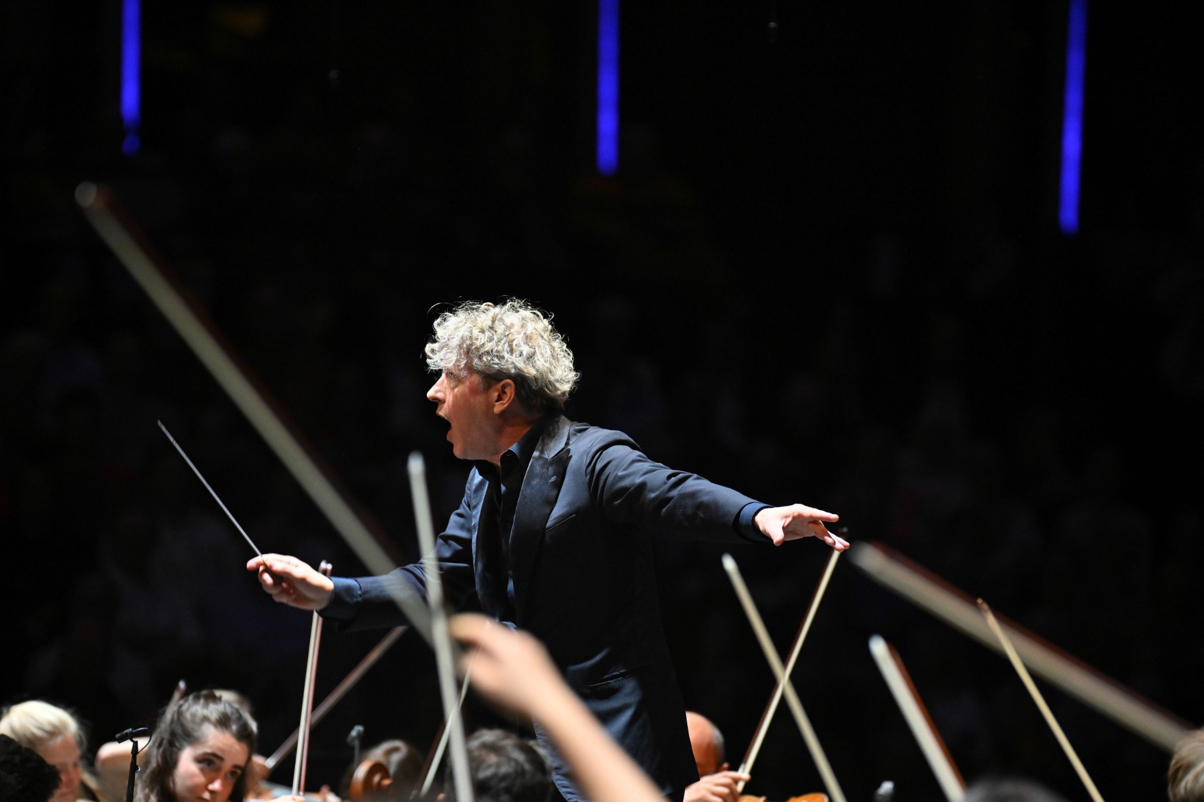 Philipp von Steinaecker conducts the Mahler Academy Orchestra &copy; BBC | Chris Christodoulou