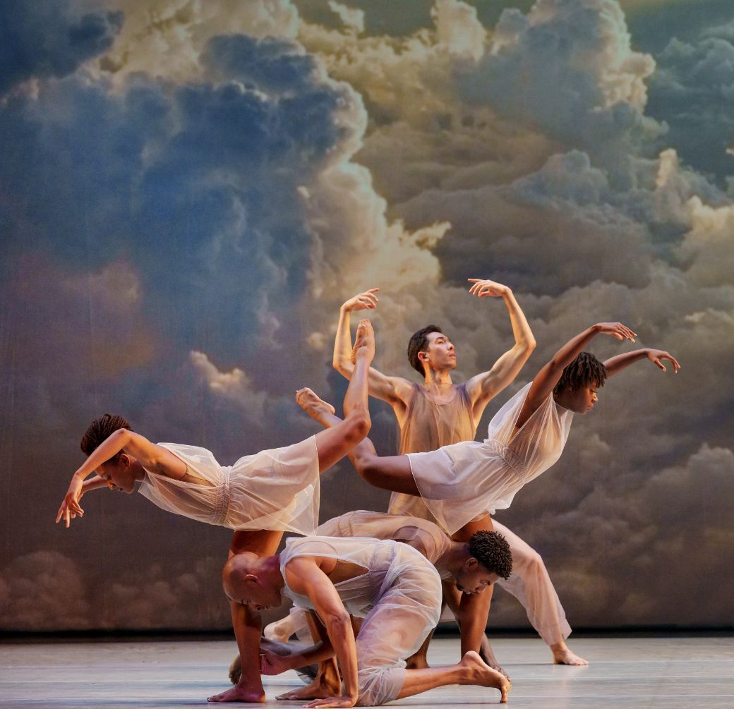 Alvin Ailey American Dance Theater in <i>Many Angels</i> by Lar Lubovitch &copy; Paul Kolnik