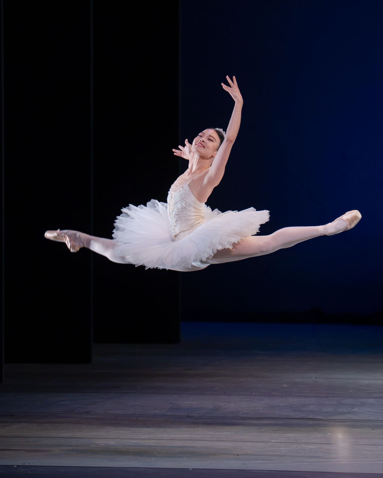 Riho Sakamoto in George Balanchine’s <i>Symphony in C</i> &copy; Altin Kaftira
