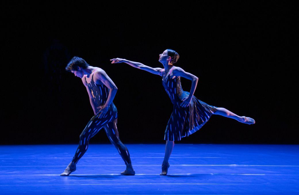 Young Gyu Choi and Salome Leverashvili in Hans van Manen&rsquo;s <i>Simple Things</i> &copy; Altin Kaftira