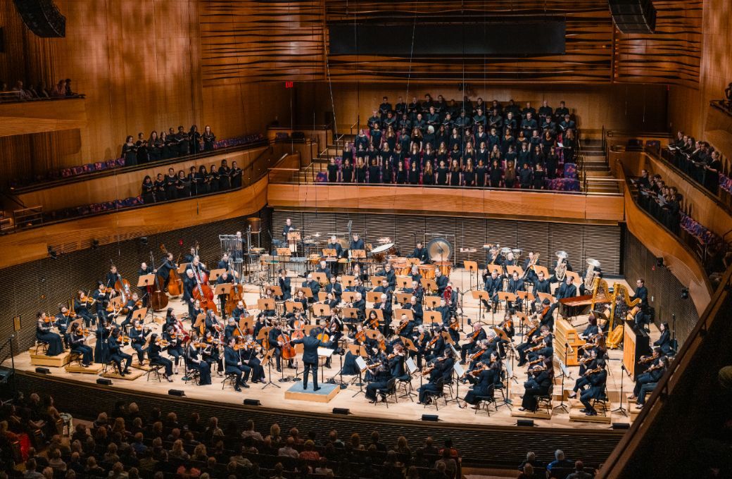 New York Philharmonic Chorus, Brooklyn Youth Chorus and New York Philharmonic &copy; Brandon Patoc