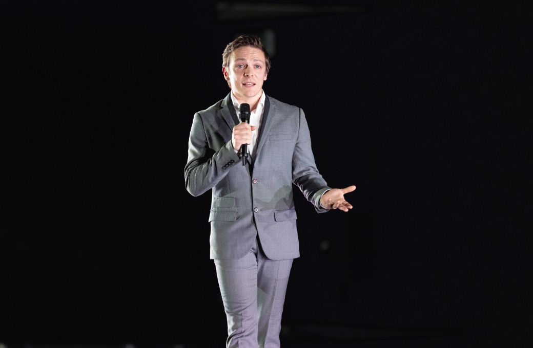 Jamiel Devernay-Laurence, artistic director and compere of Ballet Nights &copy; Deborah Jaffe