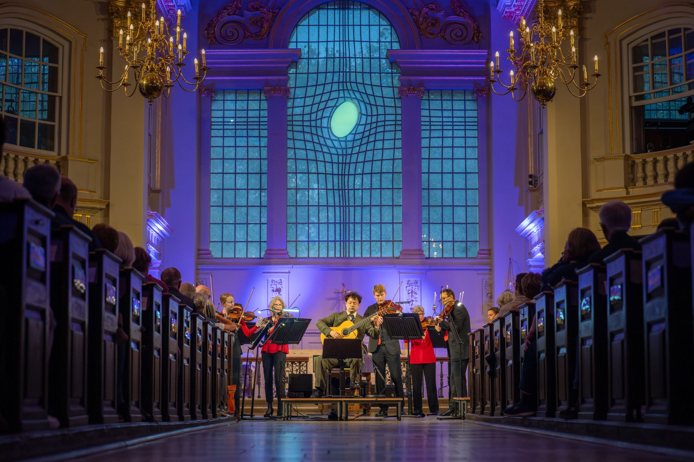 Sean Shibe and the London Mozart Players &copy; Charles Lewis