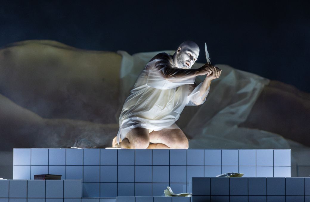 Mateusz Ługowski (Doktor Johann Faustus) &copy; Christina Iberl