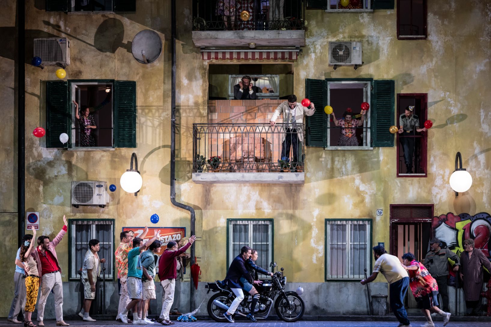 Le retour du pétulant <i>Barbier</i> de Damiano Michieletto à Bastille &copy; Albert Facelly / Opéra national de Paris