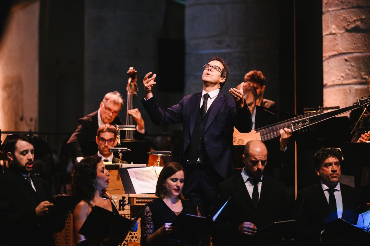 Leonardo García-Alarcón tutoie l'éternité au Festival d’Ambronay &copy; Paul Bourdrel