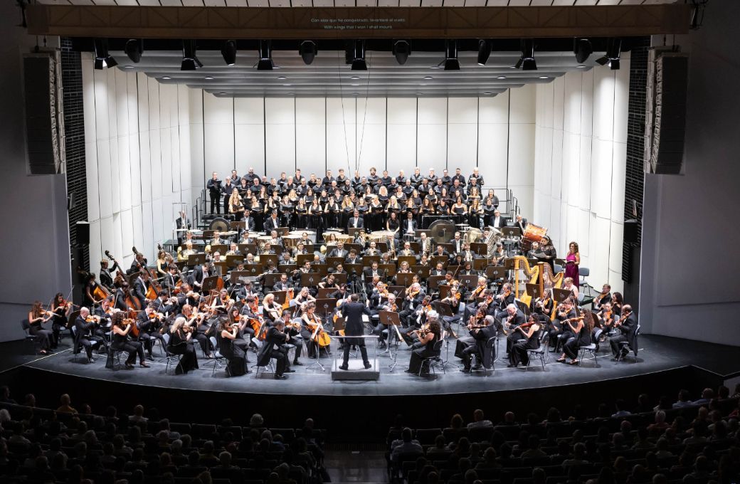 Pablo Gonz&aacute;lez, Orquesta Sinf&oacute;nica de Tenerife y Coro Titular &Oacute;pera de Tenerife-Intermezzo &copy; Miguel Barreto | Auditorio de Tenerife