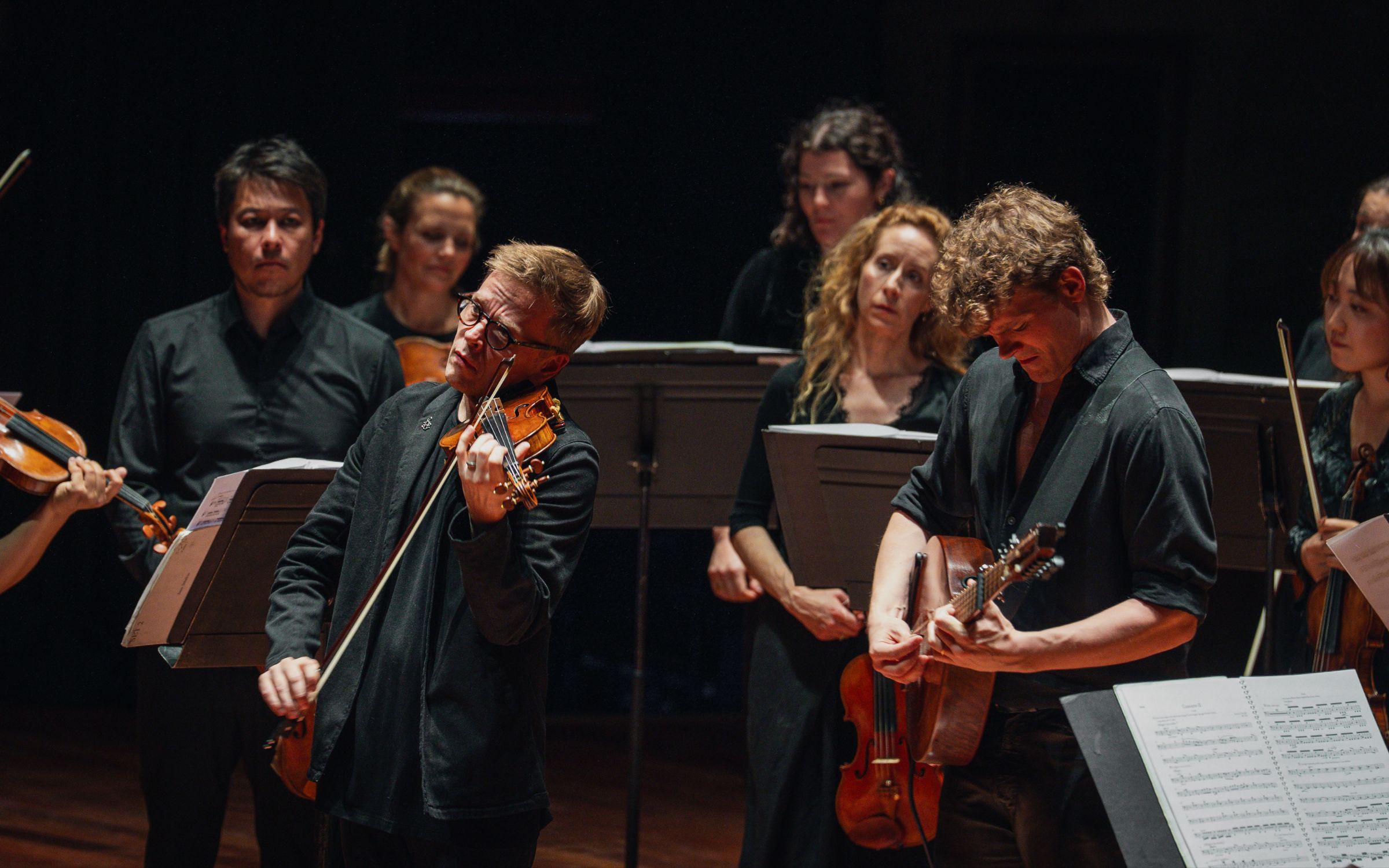 Pekka Kuusisto, Ale Carr and Aurora Orchestra &copy; Chuko Cribb