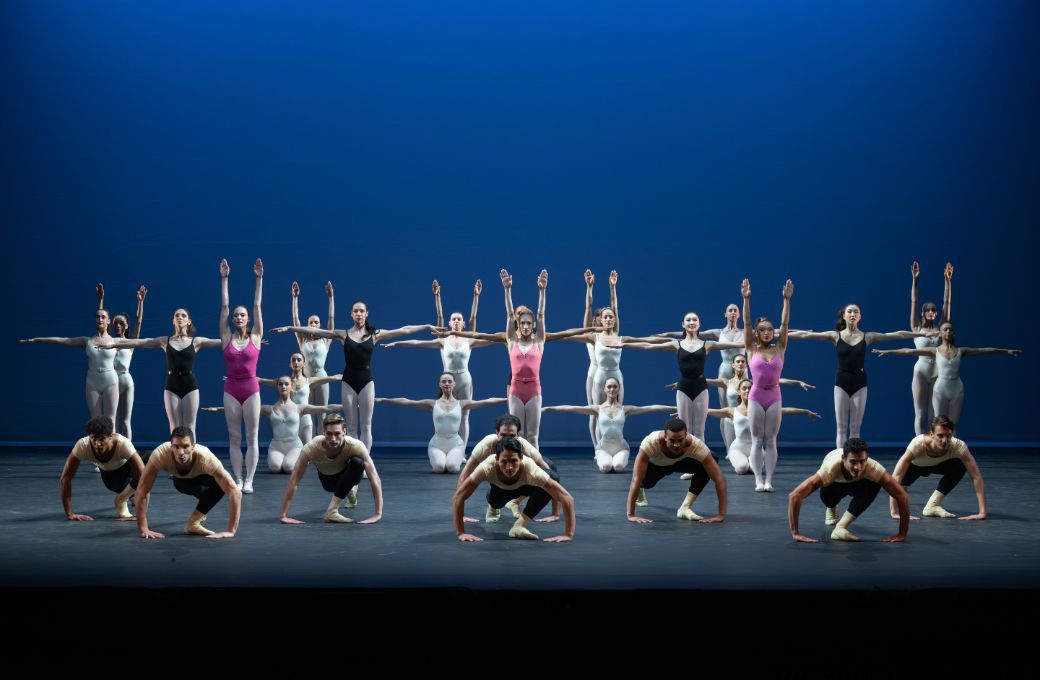 English National Ballet in George Balanchine&rsquo;s <i>Symphony in Three Movements</i> &copy; Photography by ASH