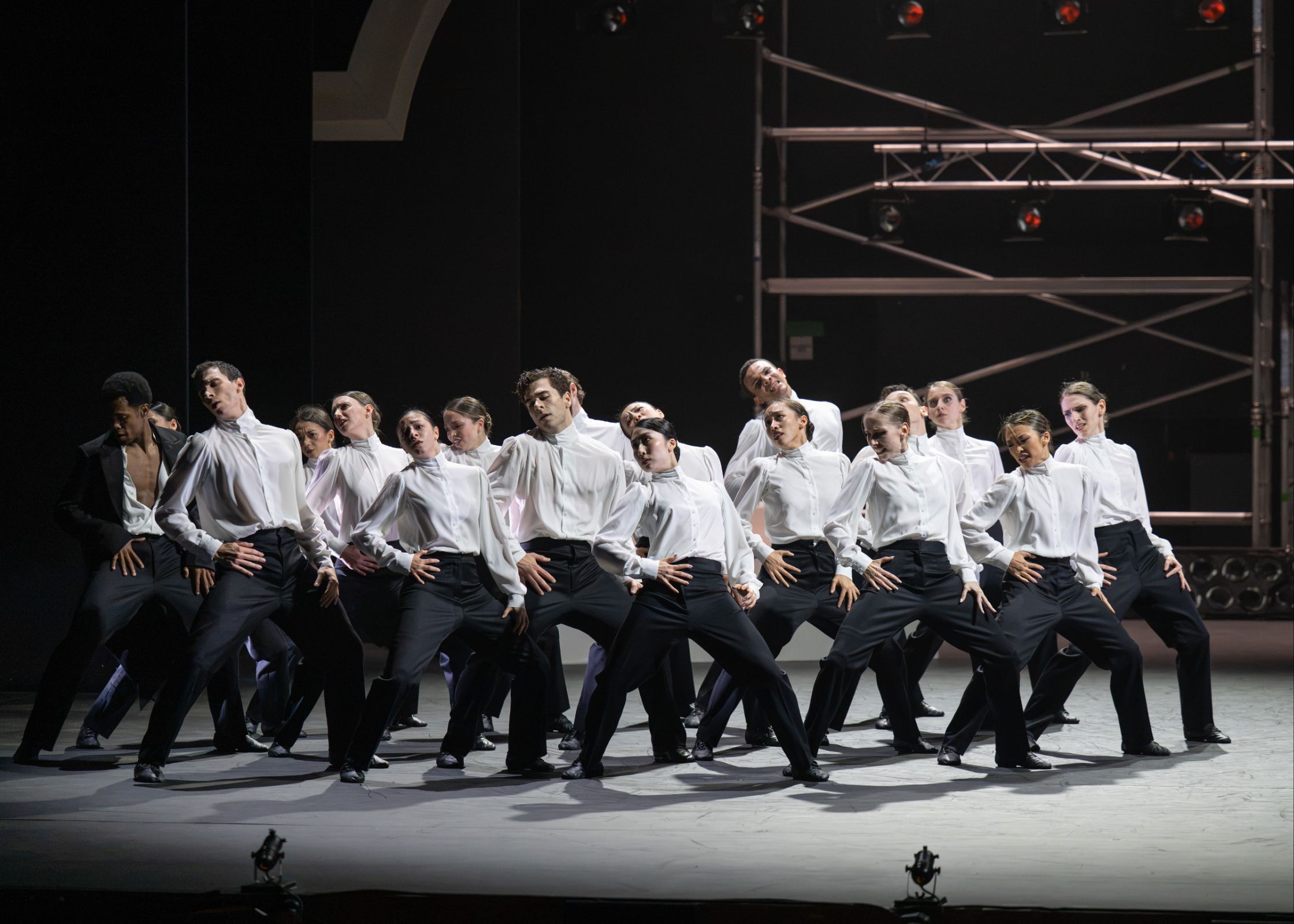 English National Ballet in Micaela Taylor’s <i>Bow Out</i> &copy; Photography by ASH