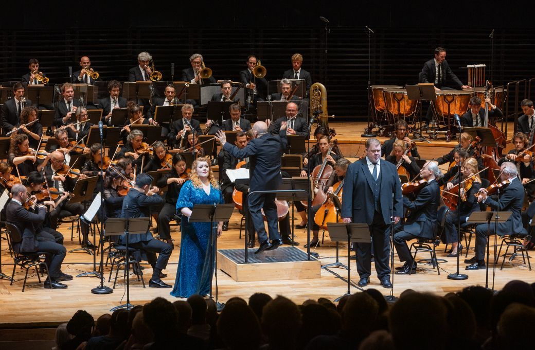 L'Orchestre Philharmonique de Radio France, Miina-Liisa V&auml;rel&auml; et Stuart Skelton &copy; Maud Delaflotte