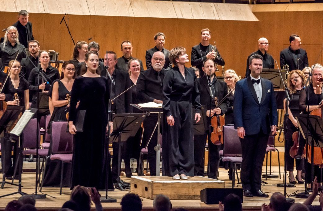 Julia Gr&uuml;ter, Anja Bihlmaier and Joshua Hopkins with the BBC Philharmonic Orchestra &copy; BBC | Chris Payne