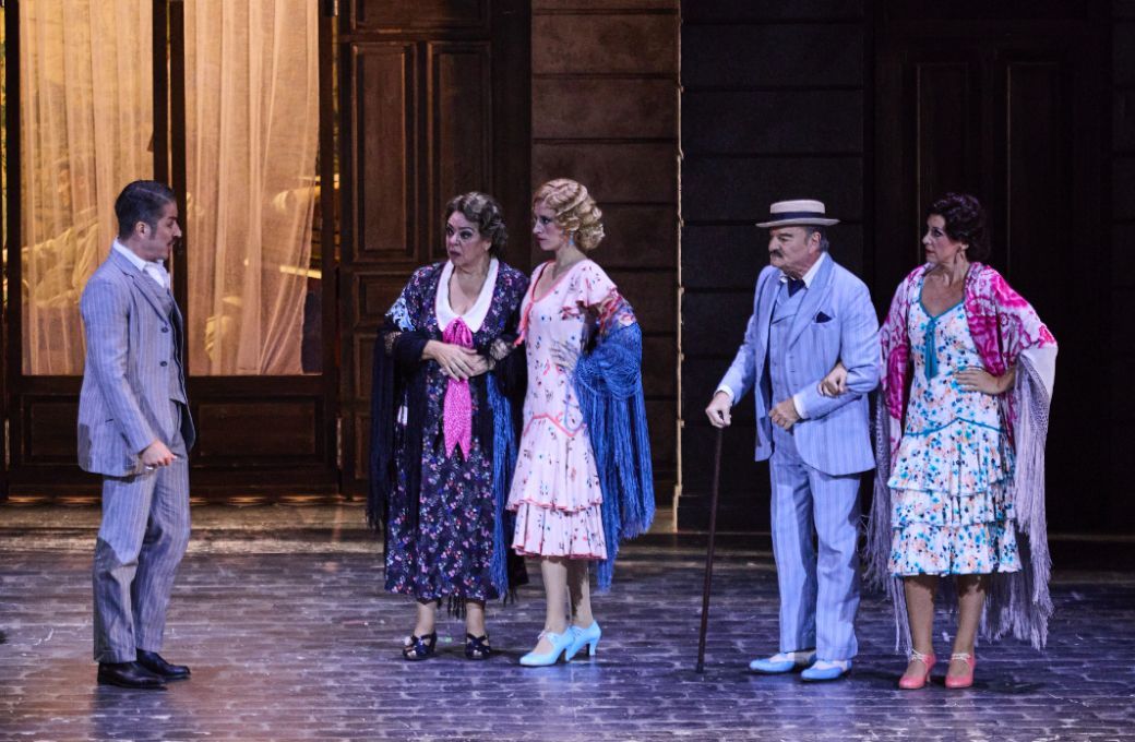 Borja Quiza, Milagros Mart&iacute;n, Ana San Mart&iacute;n, Antoni Comas y Carmen Romeu &copy; Comm Media Group | Teatro de la Zarzuela