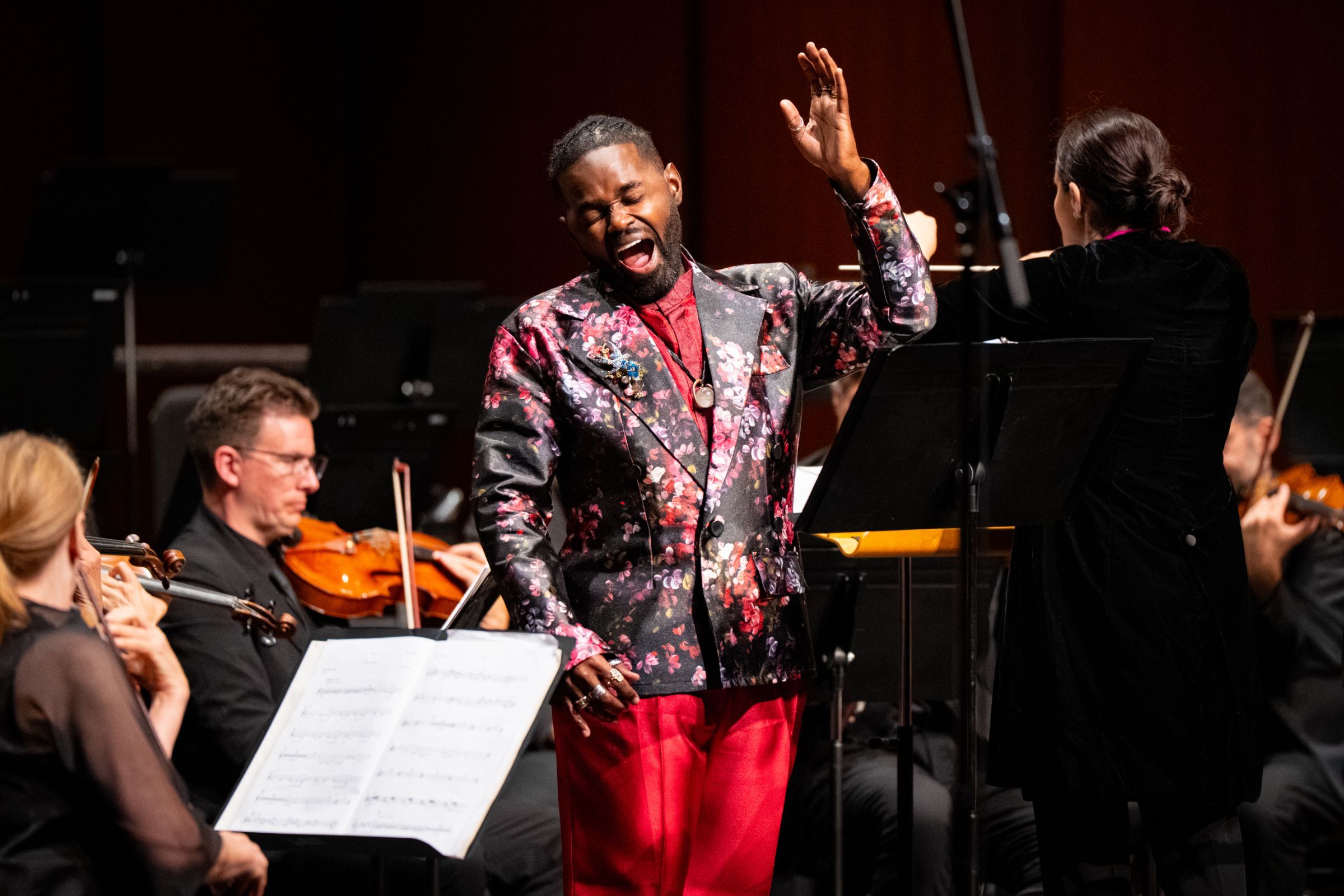 John Holiday, Lina González-Granados and the Los Angeles Chamber Orchestra &copy; Elizabeth Asher