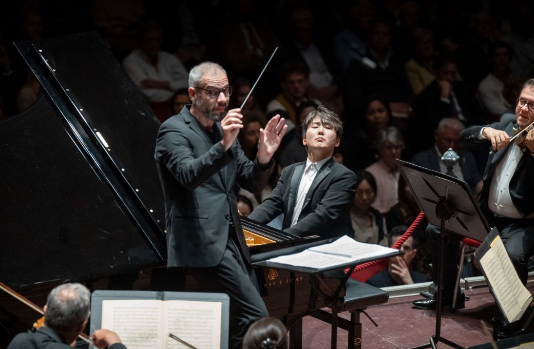 Dima Slobodeniouk and Seong-Jin Cho &copy; Simon van Boxtel