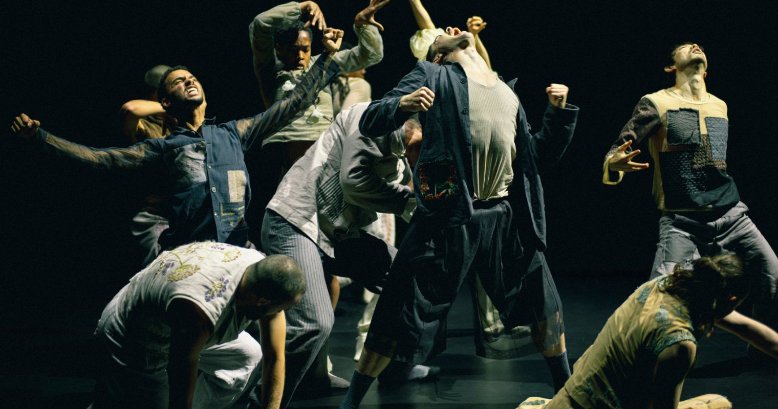 Dark-sided movement: NDT’s <i>Out of the stillness</i> is a masterful showcase of dance theatre &copy; Rahi Rezvani