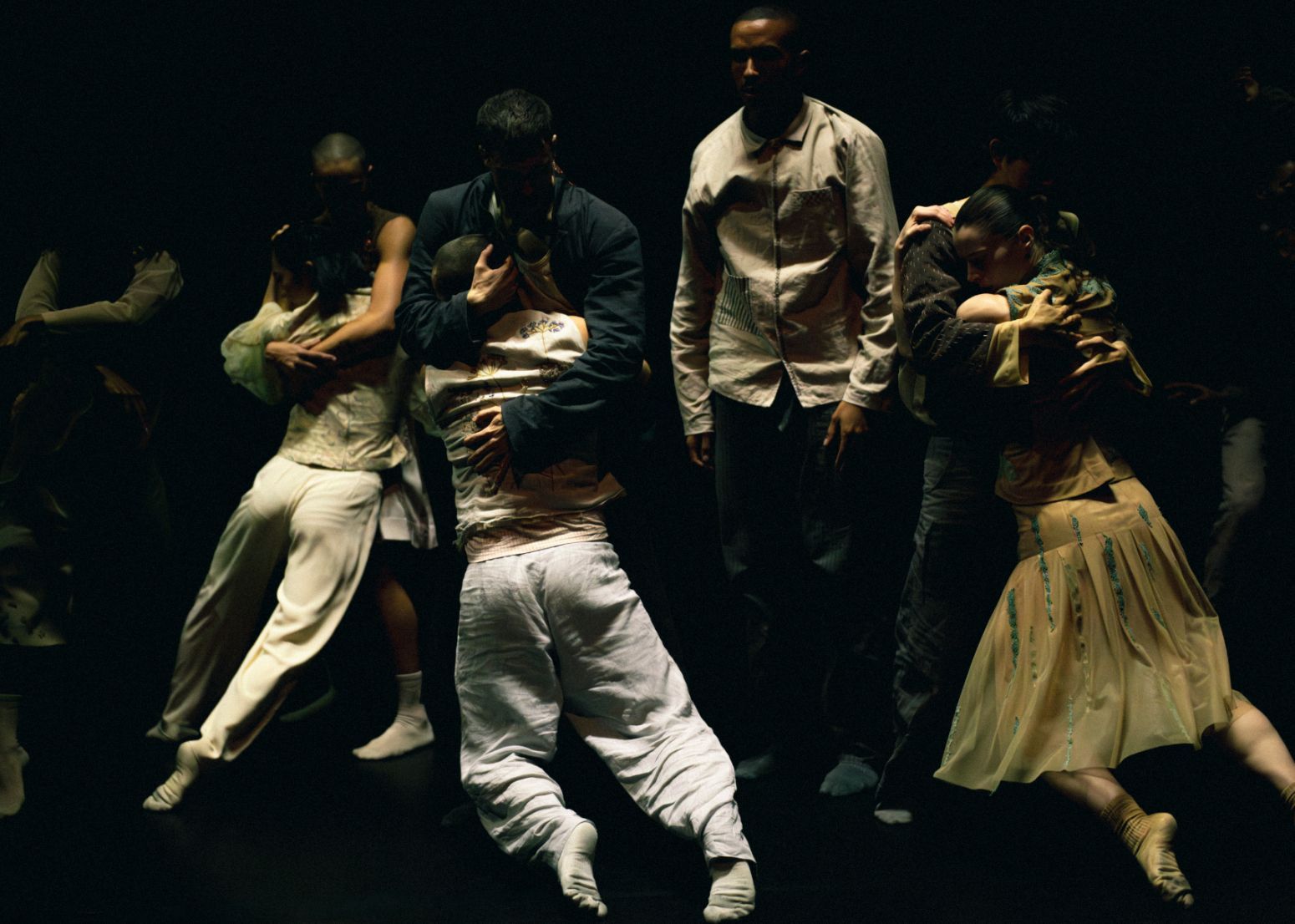 Dark-sided movement: NDT’s <i>Out of the stillness</i> &copy; Rahi Rezvani