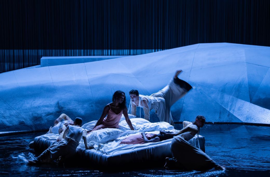 <i>Rom&eacute;o et Juliette</i> &agrave; La Monnaie &copy; Simon Van Rompay