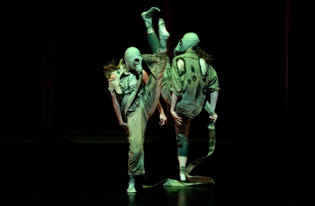 Ballet Nights 012 &ndash; Liam Woodvine and Taylor Hughes in <i>Breath</i> &copy; Deborah Jaffe